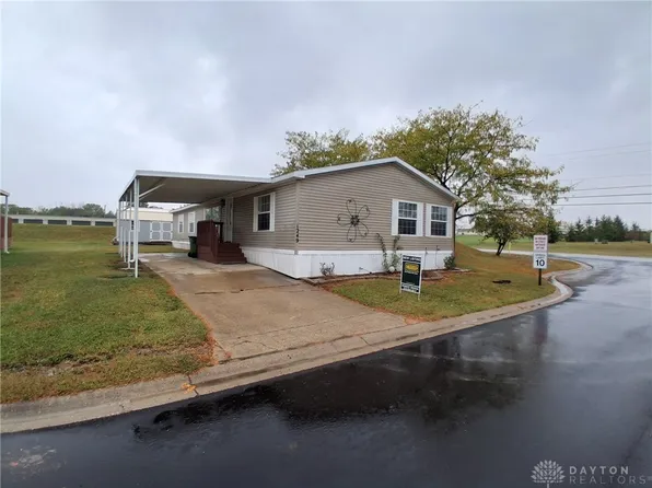 1249 Cinnamon Ridge Ln, Sidney, OH 45365
