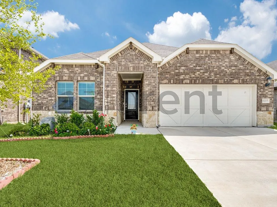 3217 Paruament Dr