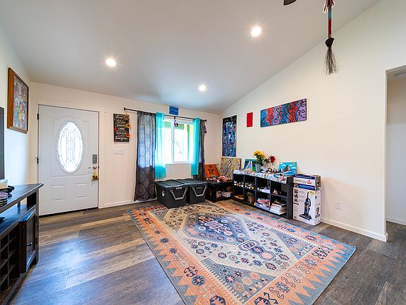 3rd image of 11-1795 Ulei St