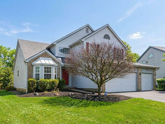 3rd image of 7914 Cheriton Cir
