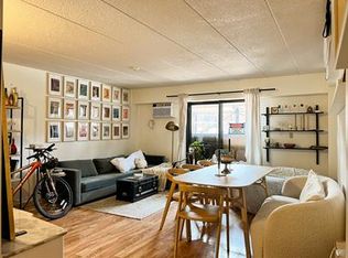 125 Pleasant St APT 106, Brookline, MA 02446