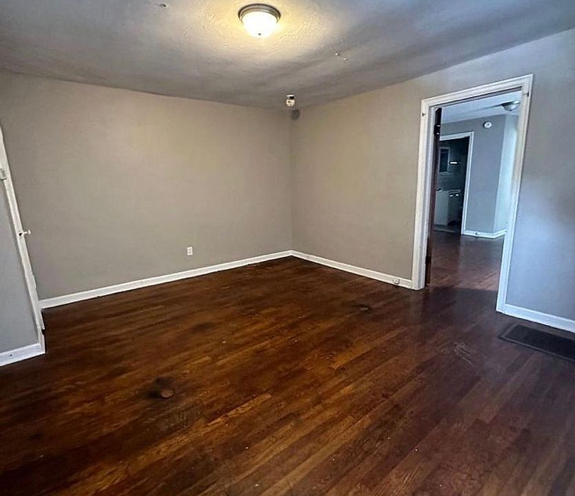 1st image of 404 Maryland Ave