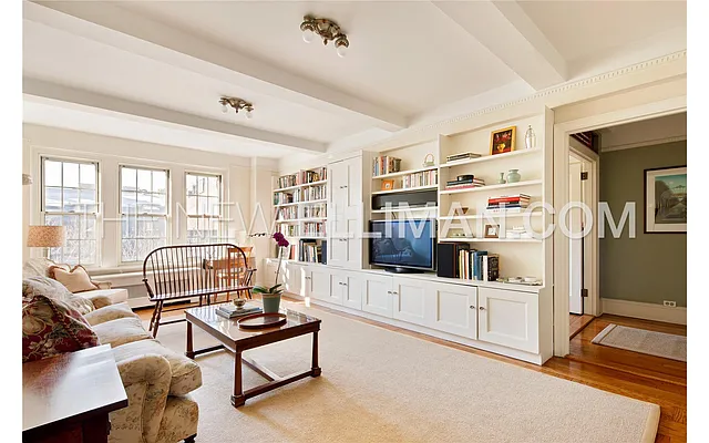 Sold by Douglas Elliman | media 20