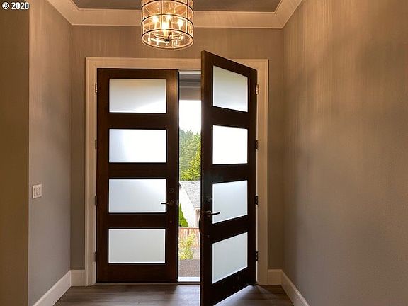 5th image of 2126 Wembley Pl