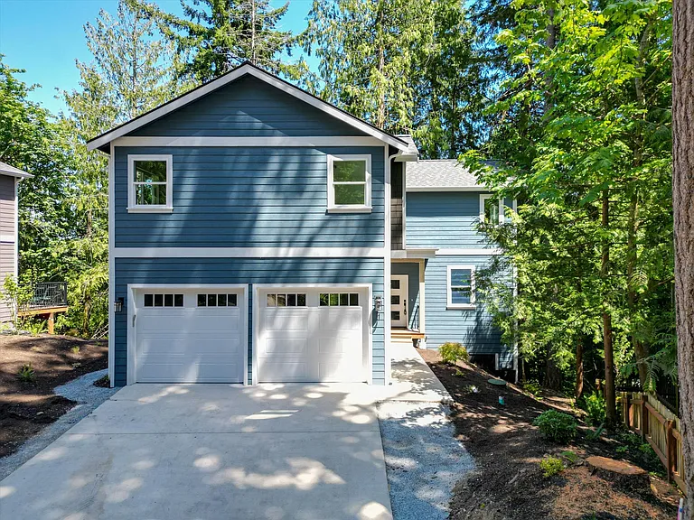 11 Kinglet Ct — Photo 1
