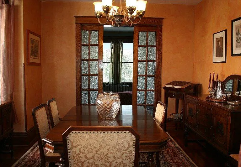 Dining room off Living room