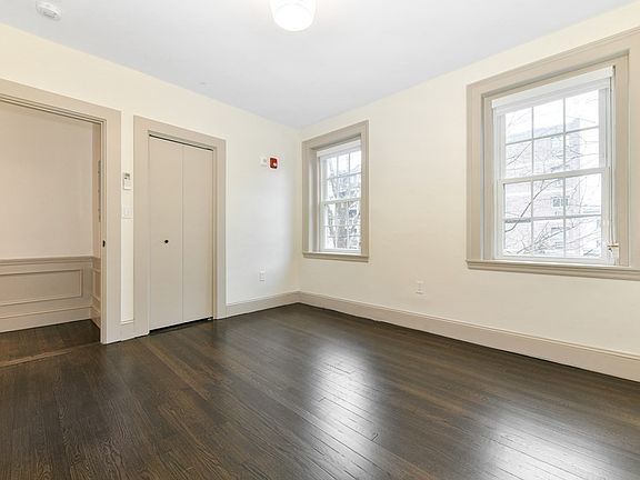 3rd image of 11 Dana St #23
