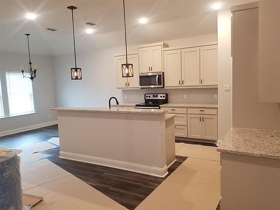2nd image of 2247 Wilhurt Ave