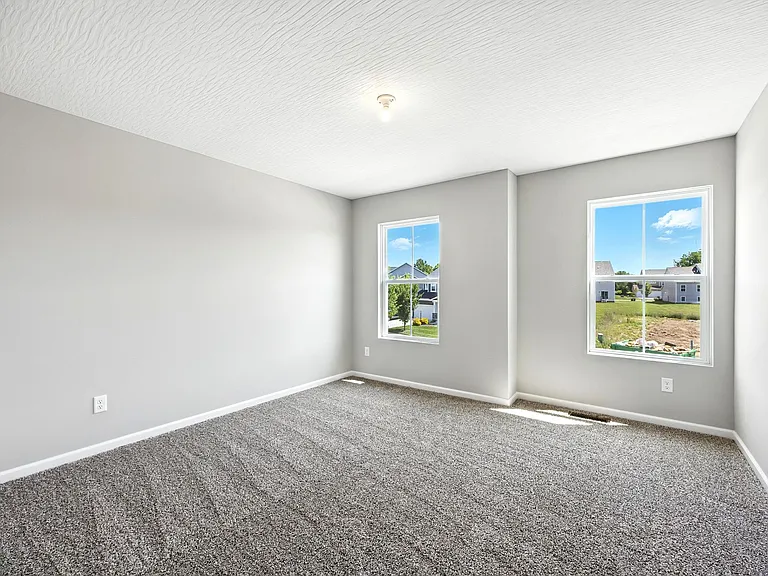 9440 Windsor Curv — Photo 8