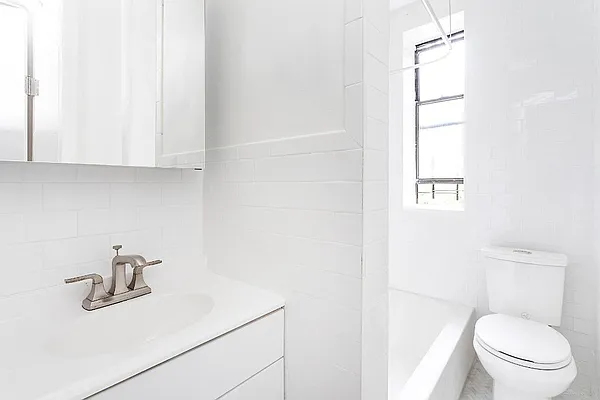 Rented by Living New York | media 13