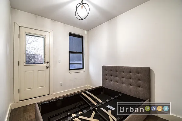 Rented by Urban Pads | media 36