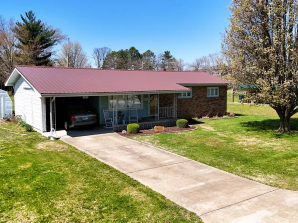 503 NW 12th St, Fairfield, IL 62837