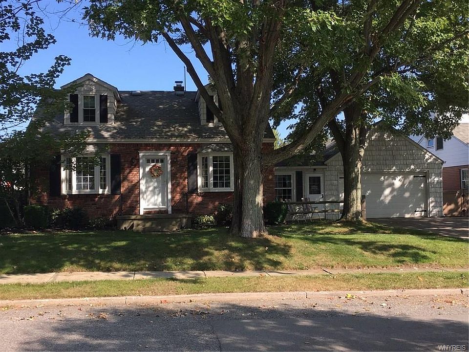 1st image of 30 Cleveland Dr