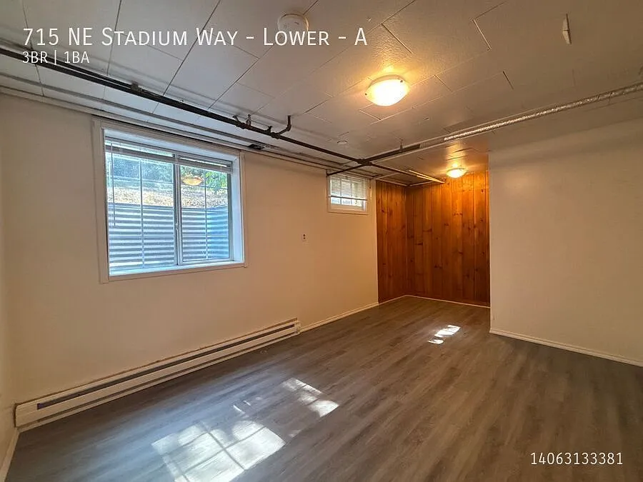 Affordable 3 Bedroom | Steps from WSU Campus — Photo 4