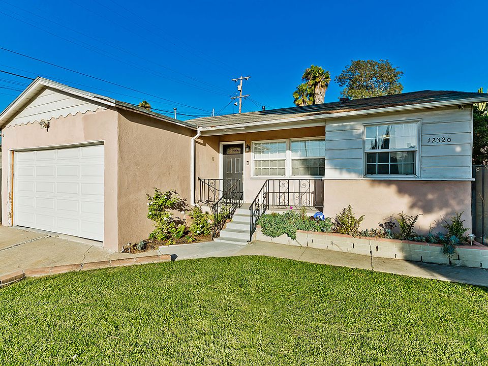 1st image of 12320 Menlo Ave
