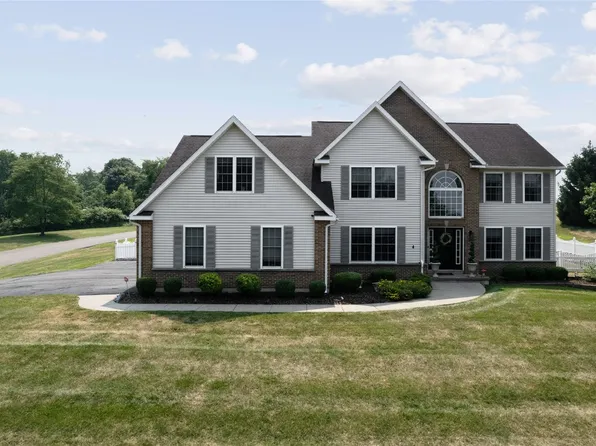 26 Timberland Dr, Binghamton, NY 13903