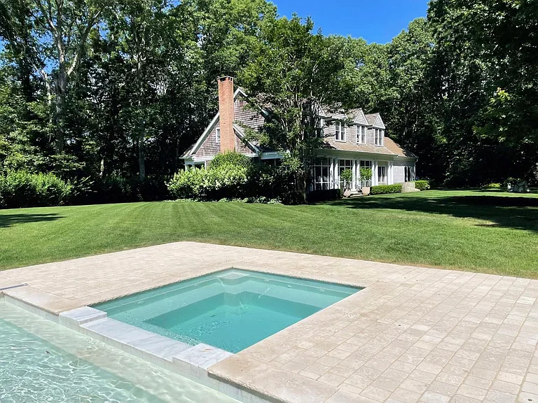 147 Wainscott Harbor Rd — Photo 2