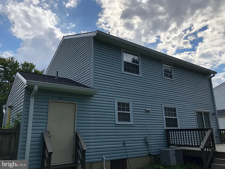 8406 Woodford Ct — Photo 43