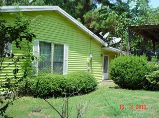 214 County Road 373 S, Broaddus, TX 75929