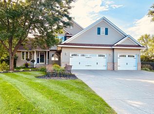 15769 Cardinal Cir, Rosemount, MN 55068