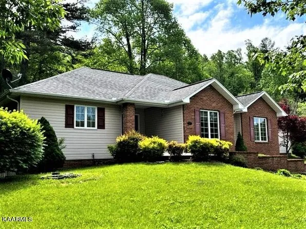 111 Evergreen Pl, Sparta, TN 38583