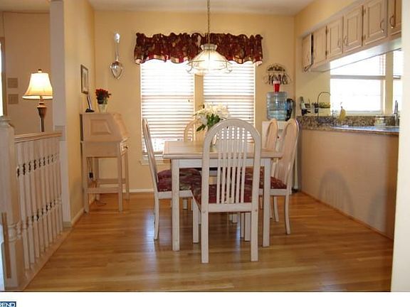 Breakfast Room