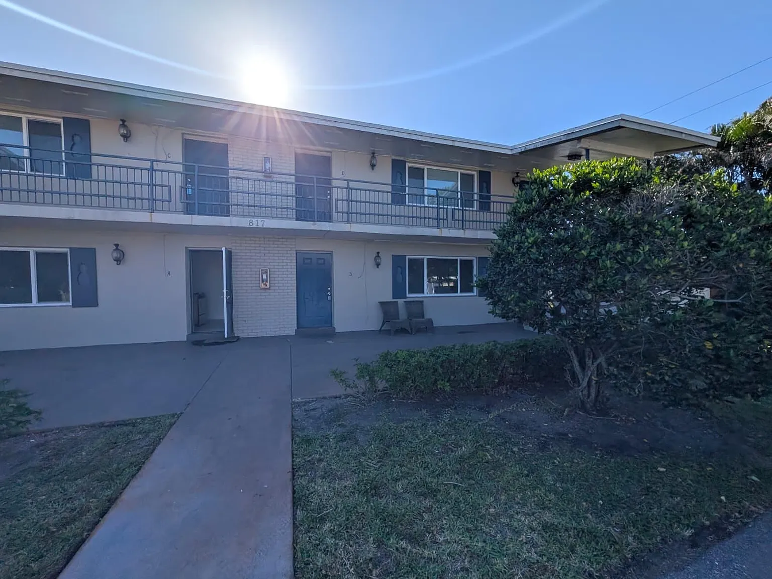 2 bed, 1.0 bath, 854 sqft, $1,750 — Photo 1