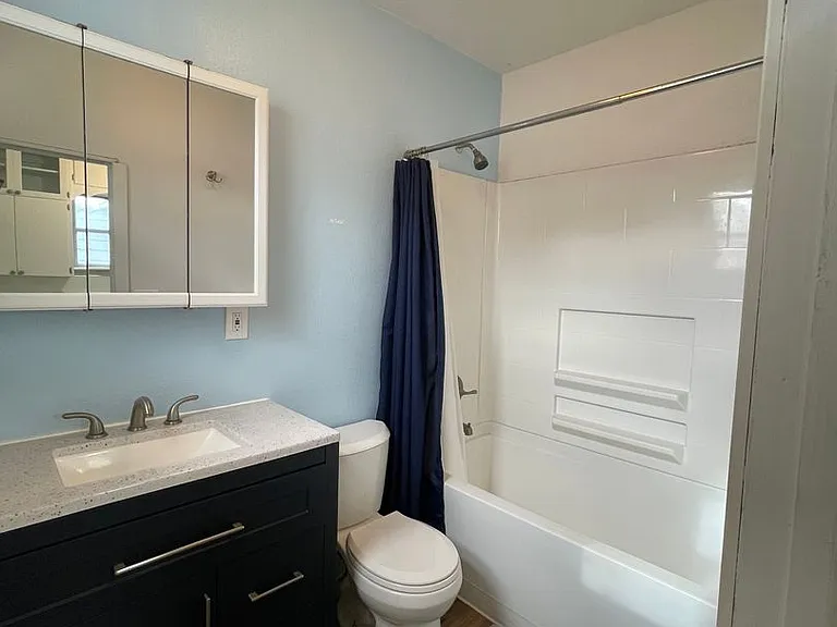 112 W Park Ave — Photo 11