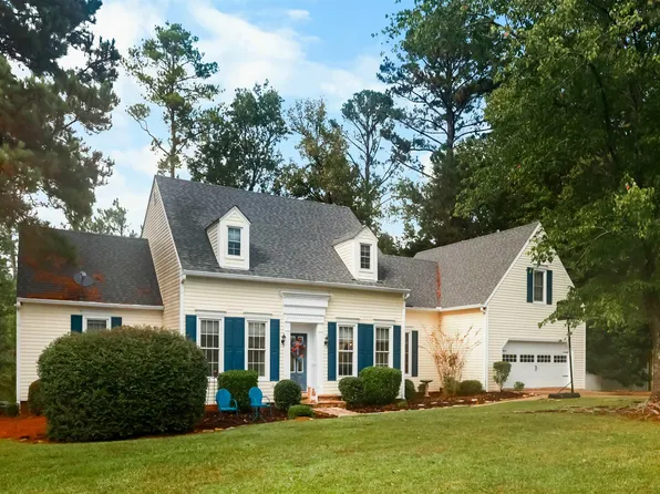 2193 Plantation Dr, Macon, GA 31211