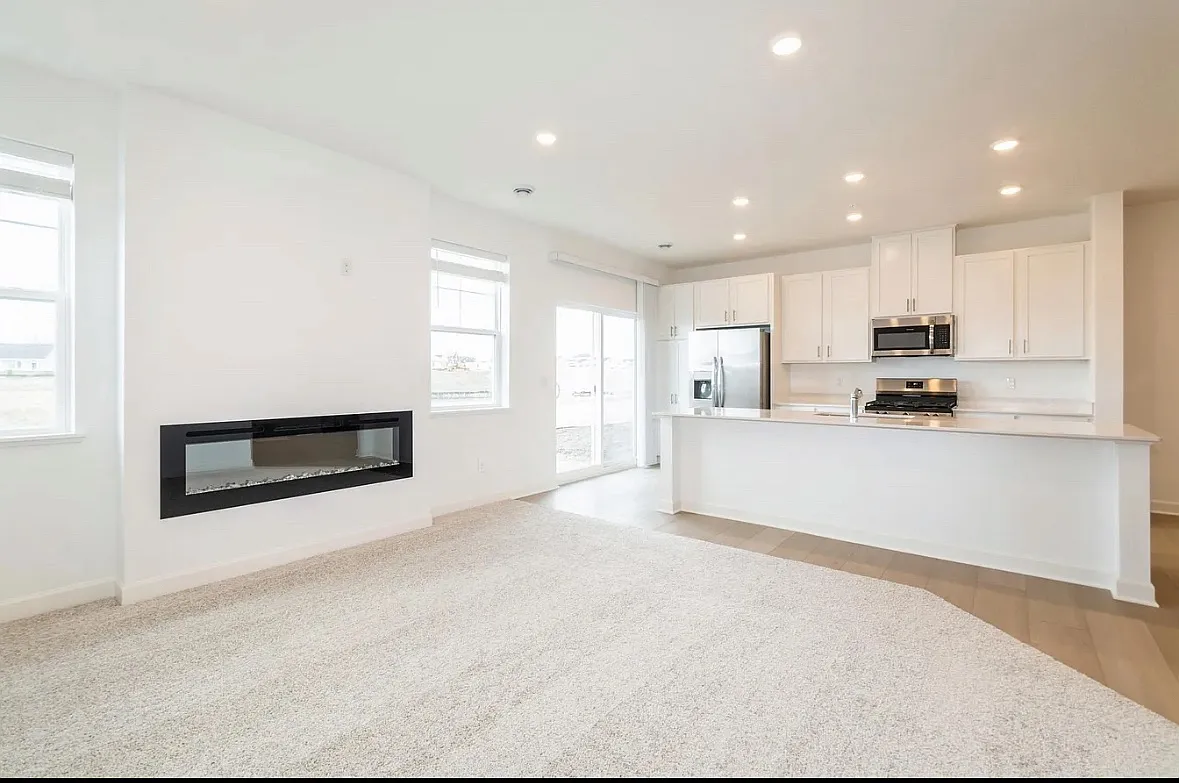 23056 Hazel Ln — Photo 4