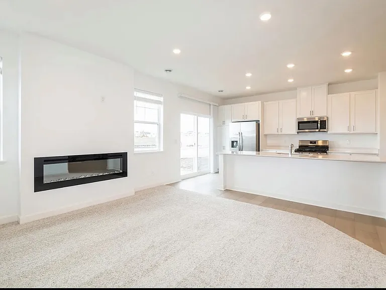 23056 Hazel Ln #1 — Photo 4