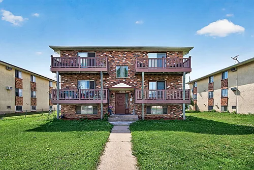 Elrose Apartments 1510 Photo 1