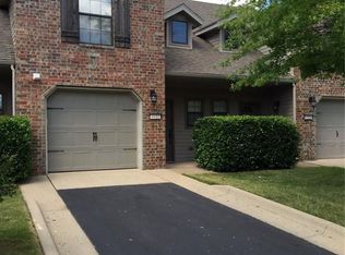 3469 W Chevaux Dr, Fayetteville, AR 72704