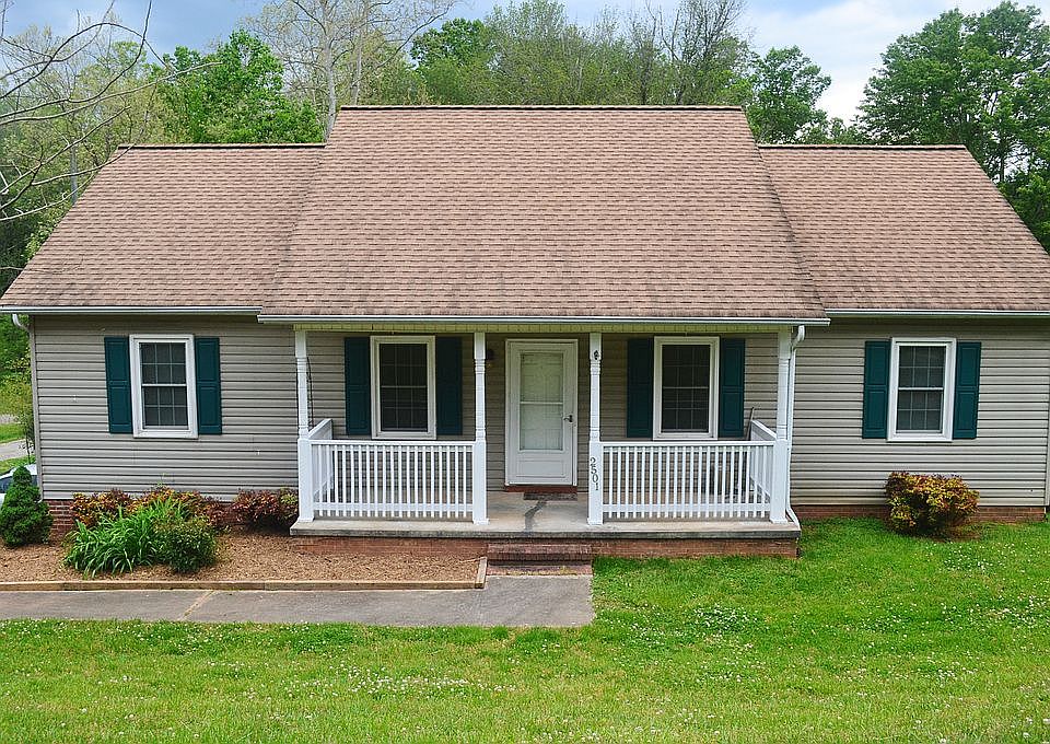 1st image of 2501 Village Pl