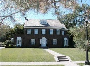 203 Sedgwick Dr, Syracuse, NY 13203