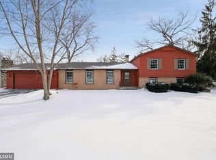 1304 Wilderness Run Dr, Eagan, MN 55123