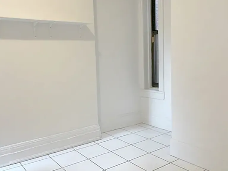 229 Columbus Ave #5S — Photo 7
