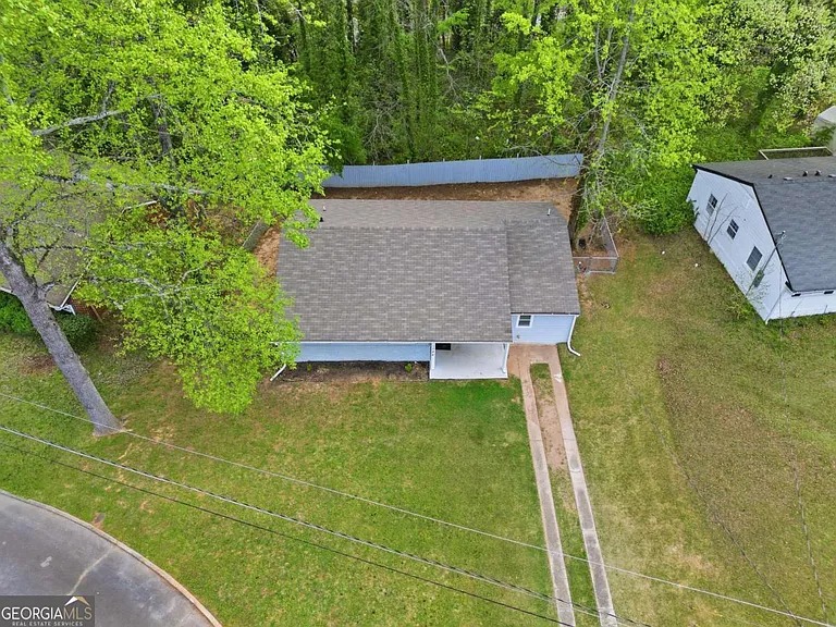 1735 Carter Cir — Photo 30