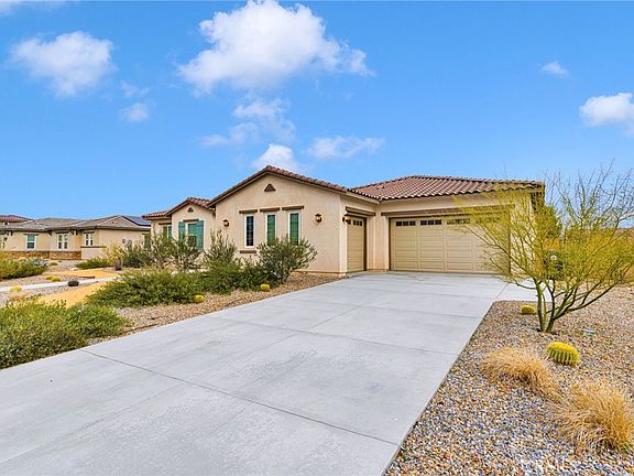 3rd image of 12925 Davona Dale Rd