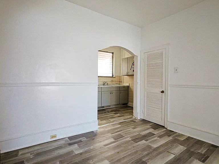 3636 Winchester Ave — Photo 14