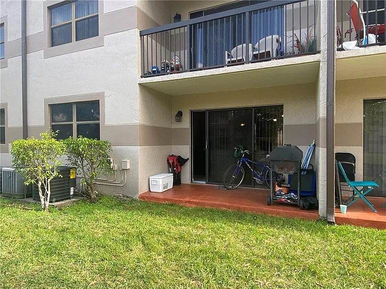 9957 Nob Hill Pl #9957 — Photo 36