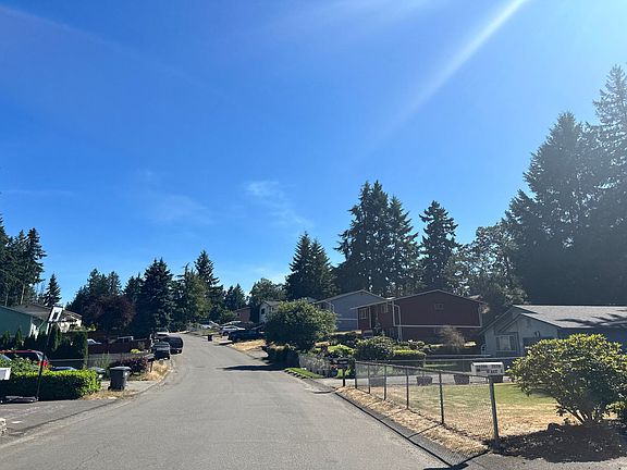 4th image of 15309 25th Ave E