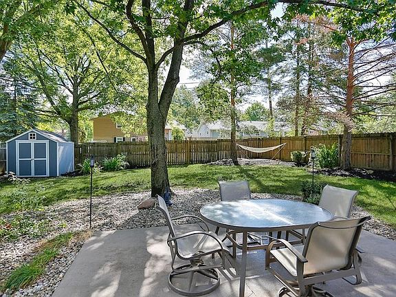 2nd image of 3811 Kay Dr