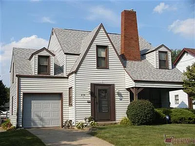234 Clarencedale Ave photo 1
