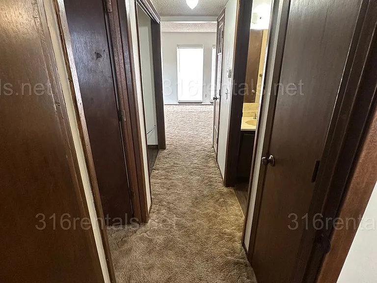 369 E Marion Ct #4 — Photo 10
