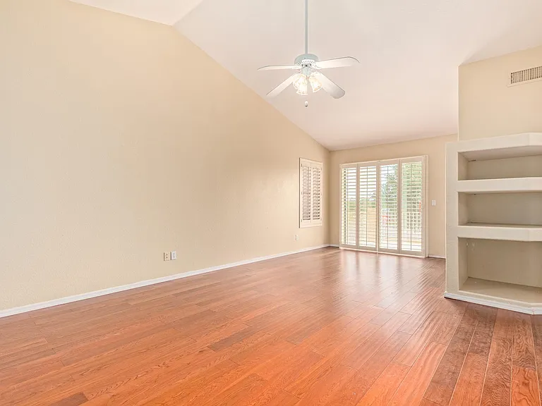 25845 N 47th Pl — Photo 17