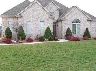 130 Chelsea Ln, Union Grove, WI 53182