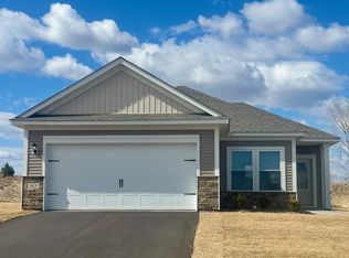 161 Summerfield Dr, Waverly, MN 55390