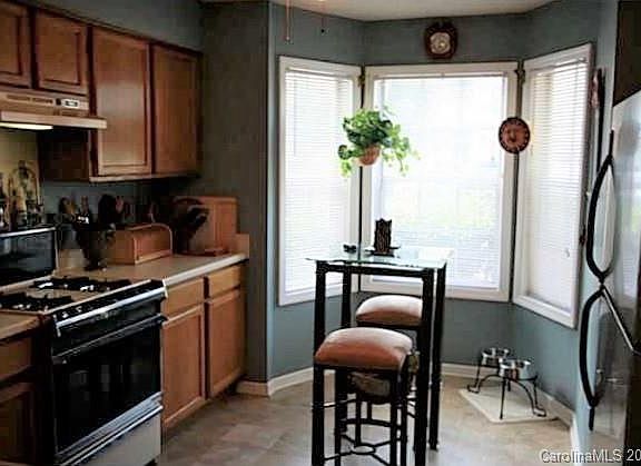 4th image of 5811 Green Forest Dr