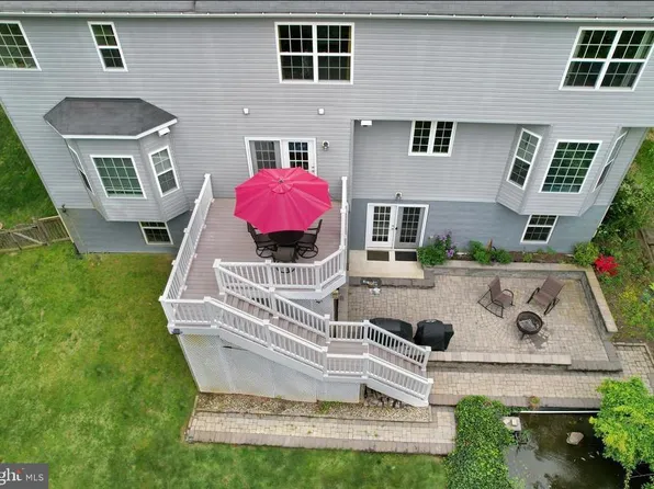 12 Blossom Tree Ct, Stafford, VA 22554